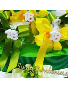 TORTA BOMBONIERE 18 ANNI porta confetti scatoline con gessetto diciottesimo 2