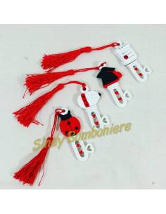 Bomboniera laurea modello chiave in 4 varianti con oggetti universitari e nappina rossa