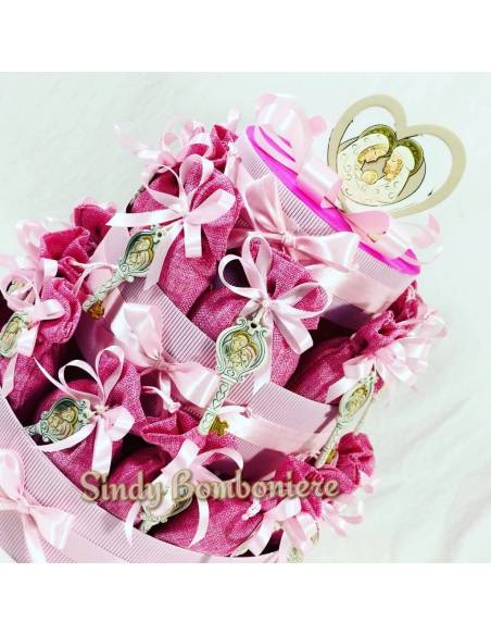 sacchetti per confetti in juta con chiave sacra famiglia per battesimo bimba