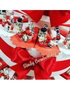 Torta bomboniera laurea con staffe di cavallo argentato con gufetto e pergamena 2