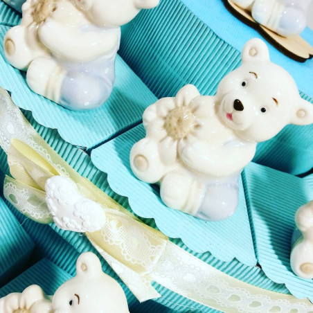 Torta portabomboniera con orsetti in resina e profumatore per battesimo nascita di bambino