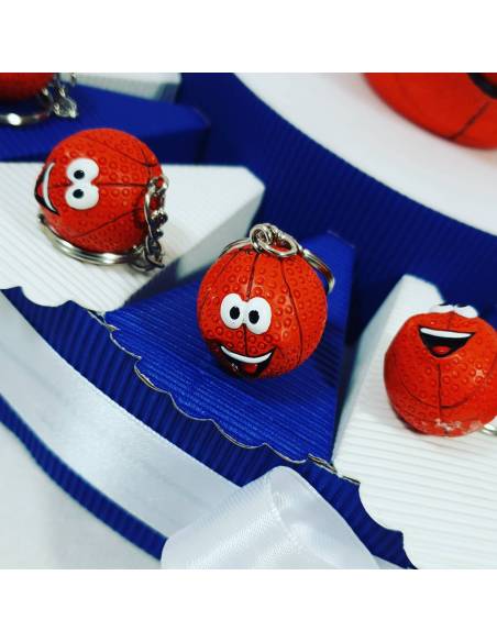 TORTA BOMBONIERA portachiavi pallacanestro basket idee bomboniere cresima comunione compleanno