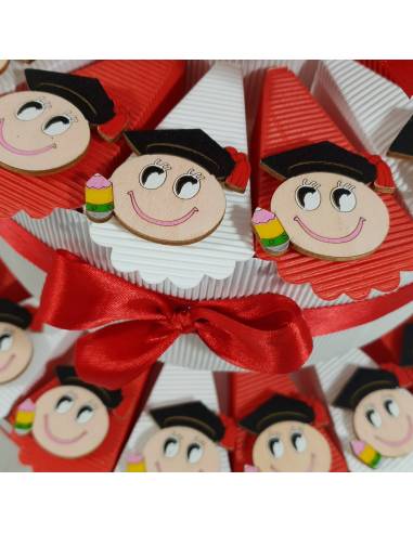Torta laurea con smile in legno magneti dipinti a mano con centrale tocco e tesi