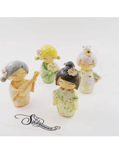 Bamboline geisha giapponesi con kimono colorato 4 varianti FAI DA TE