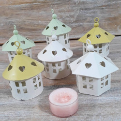 Bellissime casettine in metallo con tetto conico assortiti con scatolina e candela YANKEE CANDLE