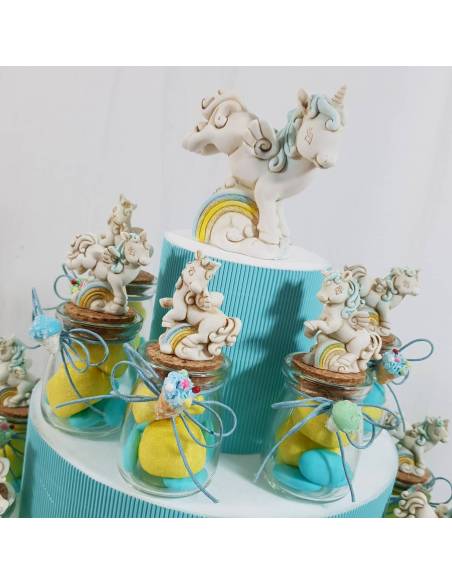 Struttura espositiva vasetti marshmallow con unicorni arcobaleno