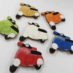 Magneti vespa per bomboniere ideali per compleanno o festa a tema