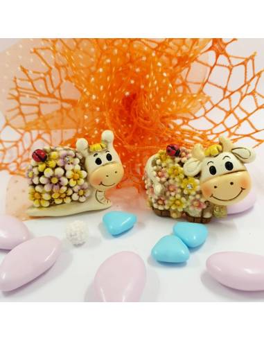 FAI DA TE BOMBONIERE coccinella MAIA magnete con fiorellino colorato per battesimo per compleanno no confetti no confezionato