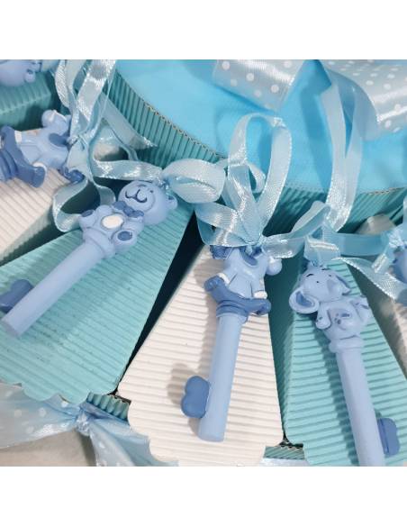 Torta di Bomboniere battesimo appendini animaletti azzurri