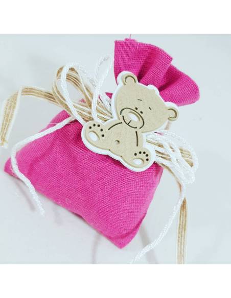Sacchetti Battesimo bimba con orsetto in legno su torta 1