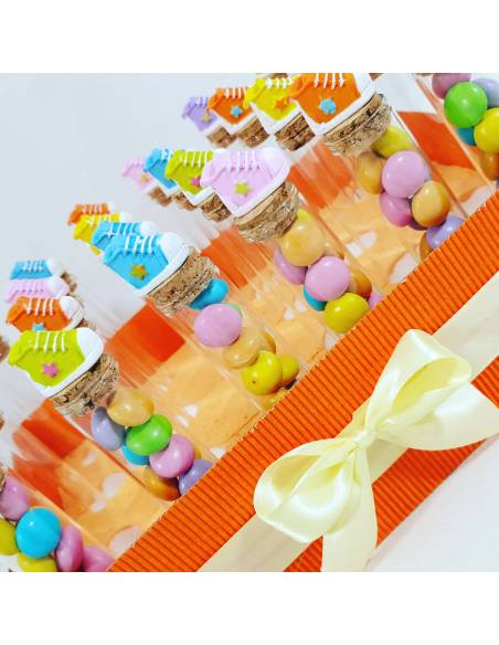 provette portaconfetti scarpetta sneakers multicolor bomboniere