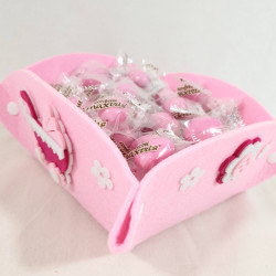 Cestino confettata con confetti rosa
