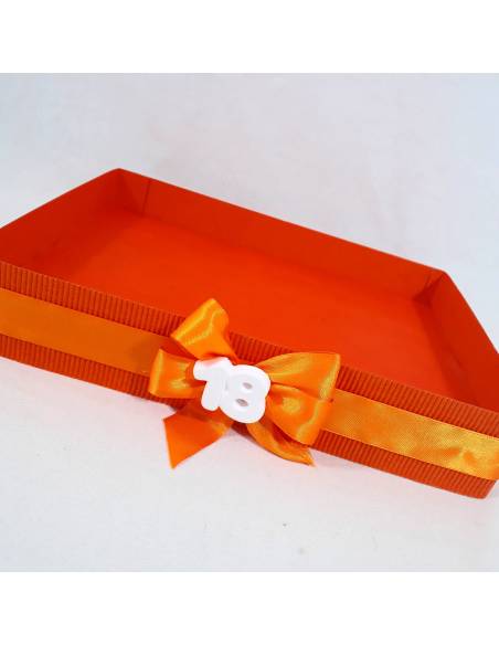 Cesto esposizione sacchetti diciottesimo compleanno| Sindy Bomboniere