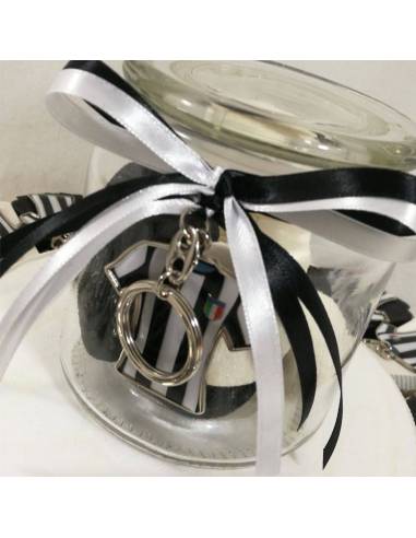Torta bomboniere juventus portachiavi maglia a righe bianco nere| Sindy Bomboniere