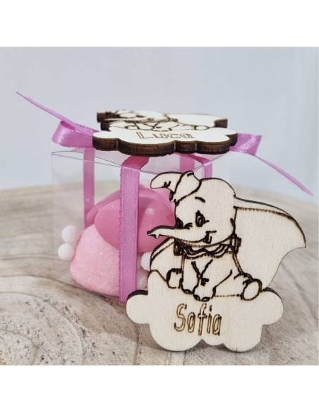 Applicazioni legno personalizzate per bomboniere Battesimo Dumbo