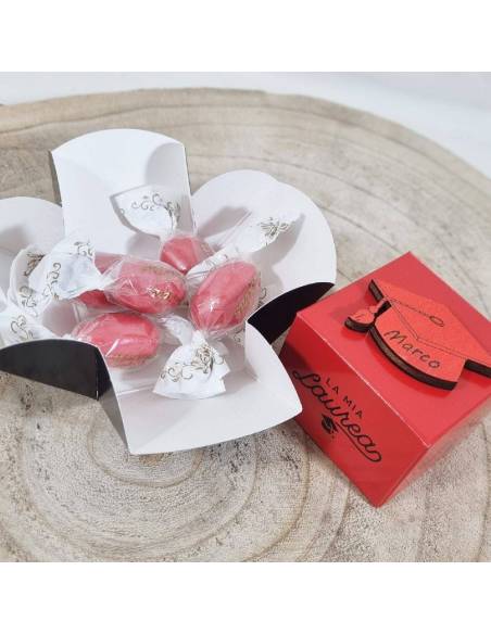 Scatoline portaconfetti laurea tocco personalizzato in legno rosso