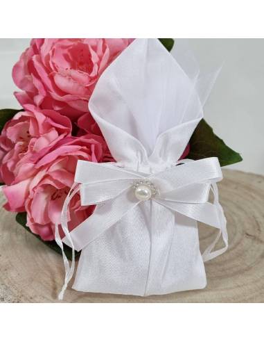 Eleganti sacchetti confetti matrimonio bianco con perla e strass