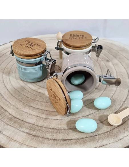 Barattoli bomboniere frasi sul tappo in tre colori