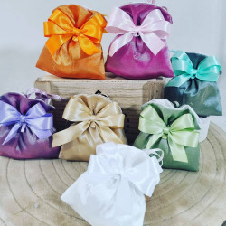 Bomboniere Comunione angelo gioiello in acciaio con pietra colore neutro 2