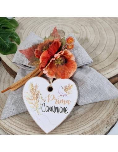 Bomboniere Prima Comunione cuore legno profumato