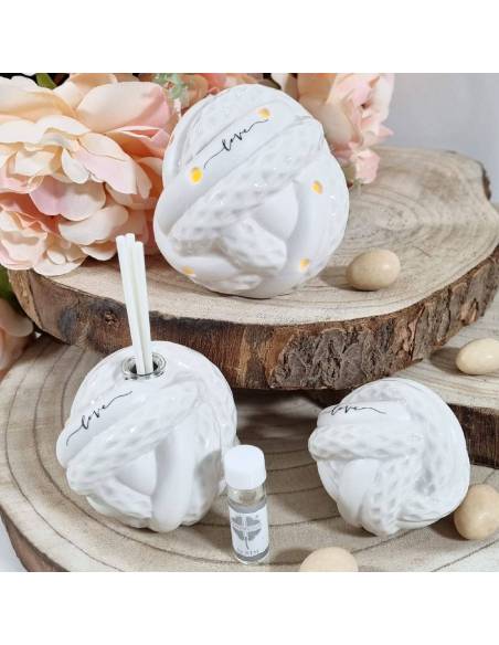 Bomboniere matrimonio nodo dell'amore solidali Quadrifoglio