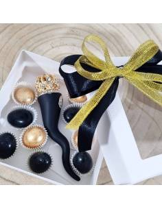 Bomboniere corno in ceramica con scatola degustazione 2