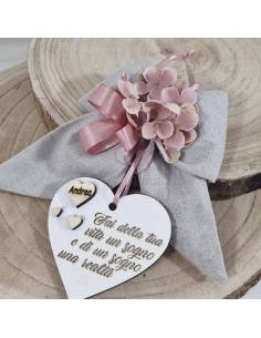 Bomboniere frasi cuore in legno con fiocco e nome personalizzato