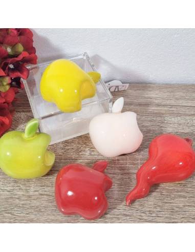 cuore matto bomboniere solidali magneti a forma di mela