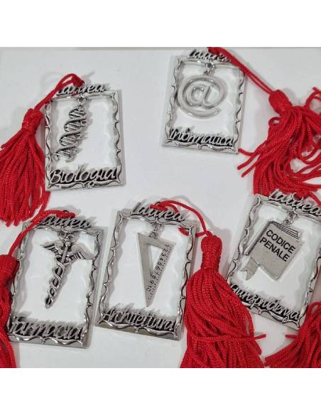 Torta bomboniere laurea pendente facoltà a scelta