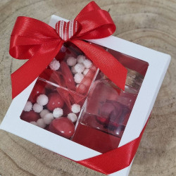 Bomboniere Rose stabilizzate rosse scatola degustazione confetti 2