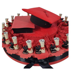 Torta bomboniere laurea tocco e pergamena