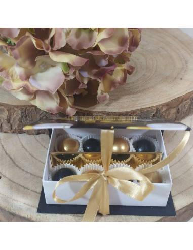 Scatole portaconfetti diciottesimo compleanno tema nero e oro personalizzate