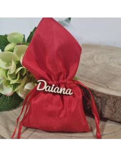 Sacchetti laurea personalizzati nome legno in raso rosso con tulle bianco