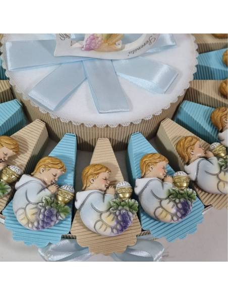 Torta bomboniera bimbo in preghiera Comunione bimbo