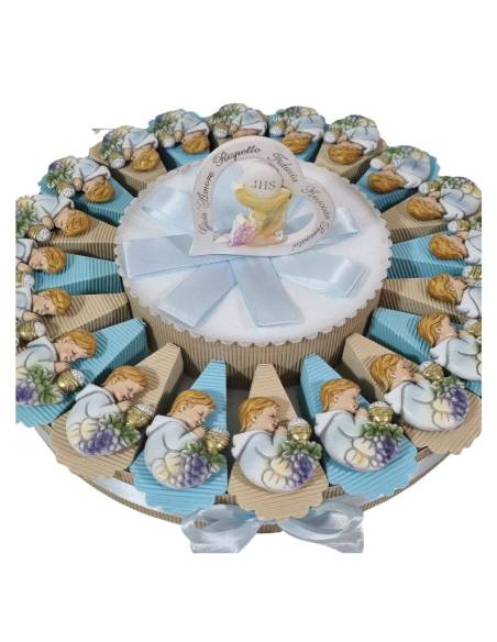 Torta bomboniere Comunione maschio magnete bambino in preghiera con Eucarestia