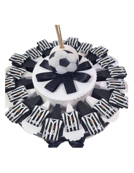 Torta bomboniere juventus maglia calamita bianco nera personalizzata con nome