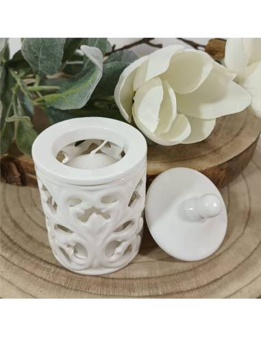 Candele bomboniere portacandela traforata in ceramica bianca