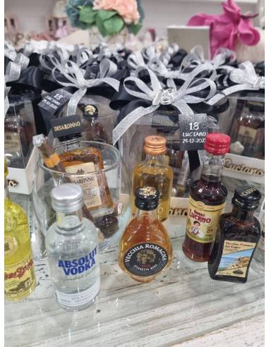 Bottigliette liquori mignon bomboniere confezione in bicchiere