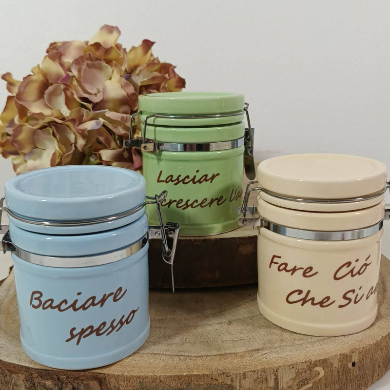 Barattoli ermetici in ceramica bomboniere frasi in tre colori