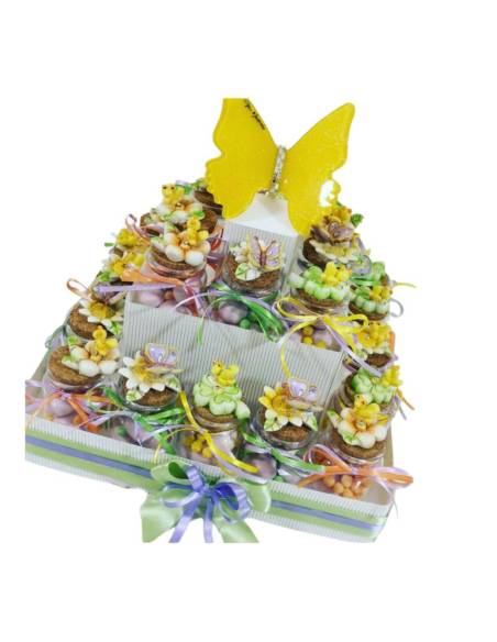 Torta portaconfetti animaletti con vasetti e farfalla Gai Mattiolo centrale