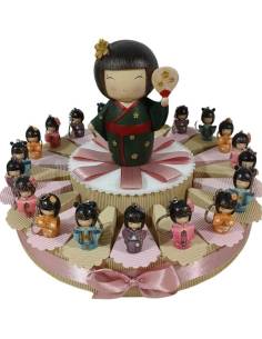 Torta bomboniera giapponesina geisha portachiavi battesimo nascita bimba comunione