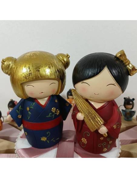 Torta bomboniera giapponesina geisha portachiavi battesimo nascita bimba comunione