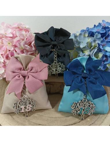 Bomboniere diciottesimo compleanno sacchetti portaconfetti portachiavi albero della vita