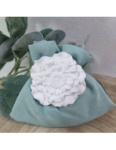 Sacchetto portaconfetti offerta online con gessetto fiore