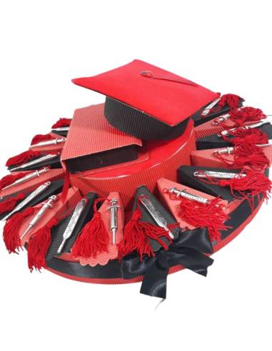 TORTA BOMBONIERA laurea siringhe e termometro con nappa rossa