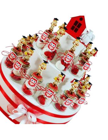 Vasetti laurea con bambina laureanda in resina con tocco e centrale scatolina con gufo