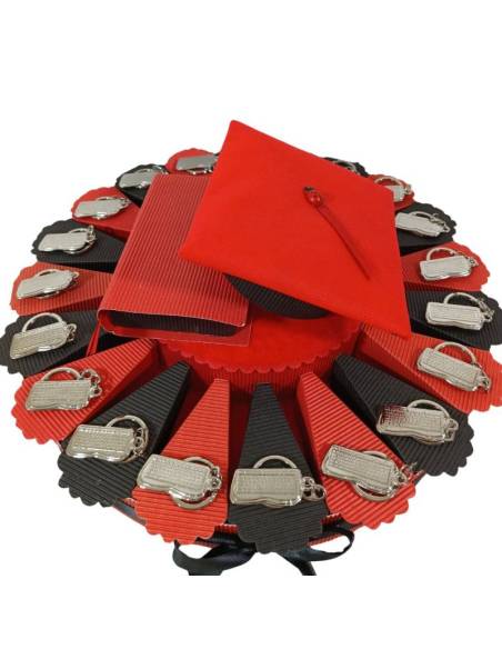 Torta portabomboniera con tocco e libro e tastiera portachiavi per laurea ingegneria informatica