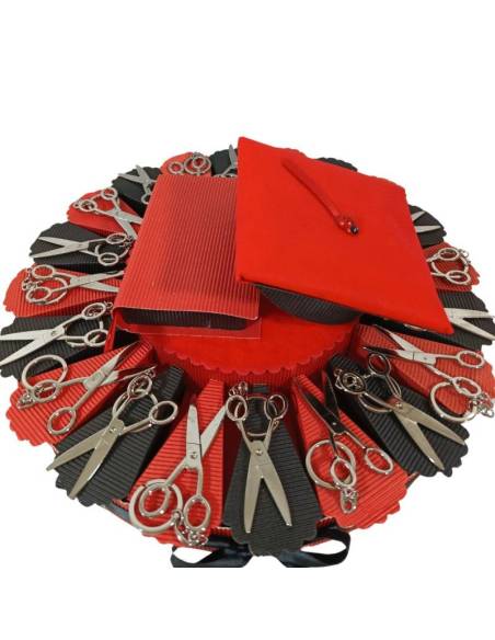 Torta porta bomboniere per eventi  laurea con forbici portachiavi