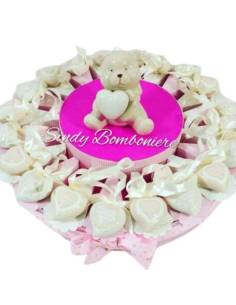 Idea torta battesimo nascita femminuccia con cuori in porcellana e centrale orsetto con cuore