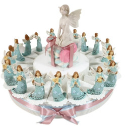 Bomboniere battesimo, comunione angelo Gabriele confezionate su torta confetti inclusi 2